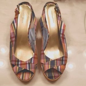 Tommy Hilfiger Chavella peep toe wedge size 10